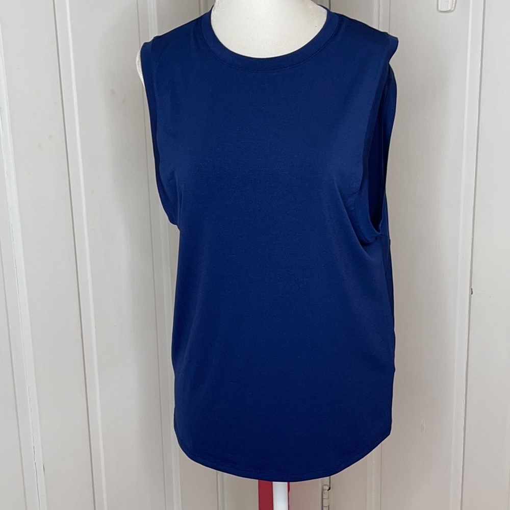 FABLETICS•TOP NWT - image 2